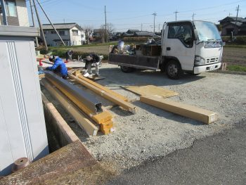 【稲美町】カーポートの組立に入ります。【外構工事⑥】